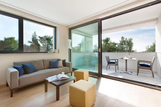 Apartment Park Hill Residences Rabac